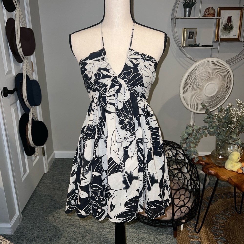 American eagle open back dress